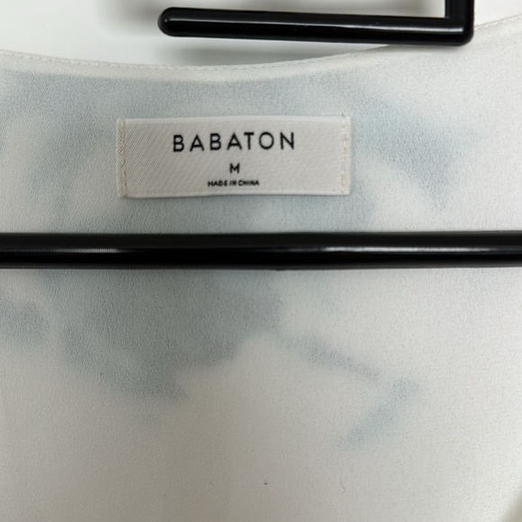 Babaton boxy crop top - Picture 2 of 4